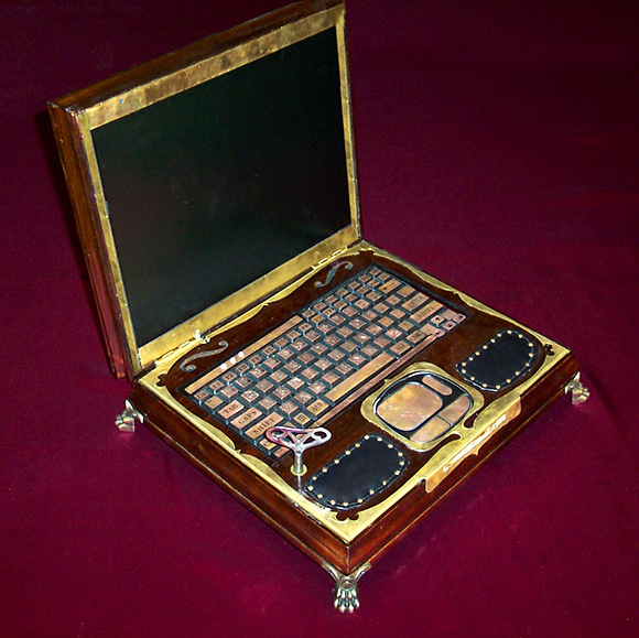 computador pessoal de um steampunk